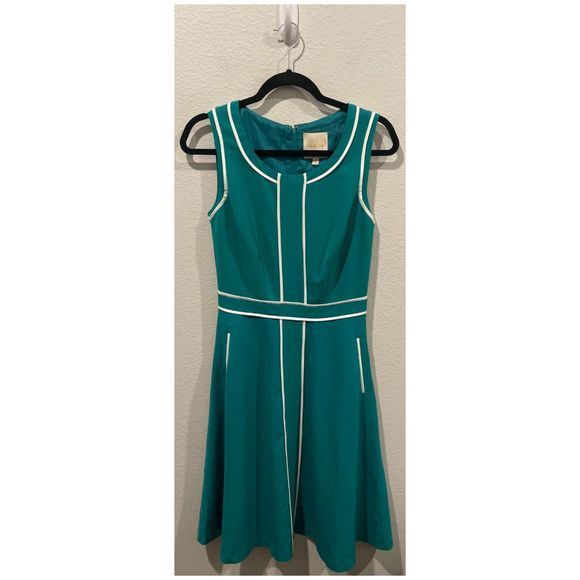 MODCLOTH Roving Reporter Jade Green White Piping Sleeveless Dress - Picture 2 of 5